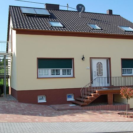 Landhaus Warndtwald Dependance Wadgassen Esterno foto